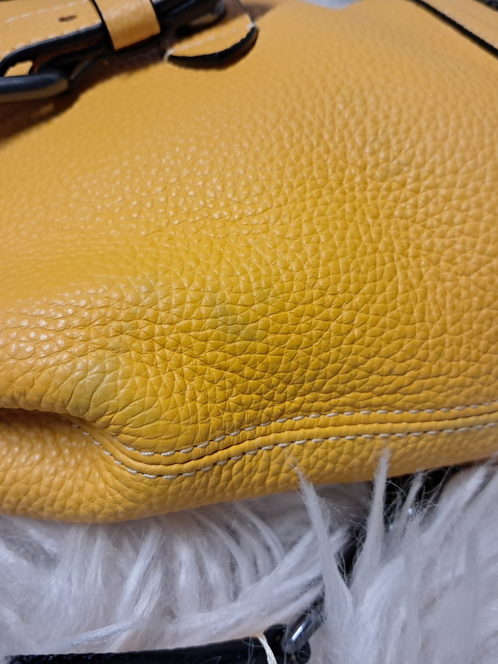 Coach Hudson Small Pack in Canary Yellow Pebble Leather NWT - Picture 9 of 14